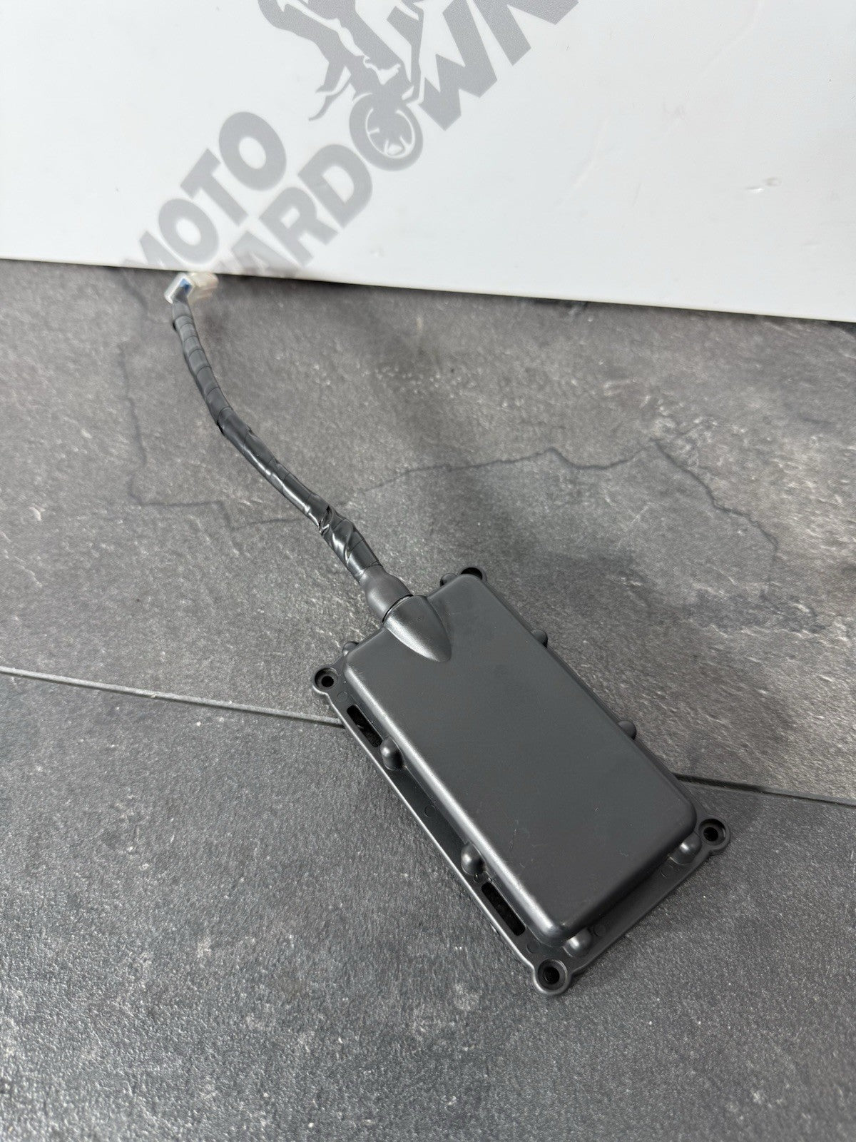 2f2042eb-4ff6-43bf-aa8a-d73e34396384