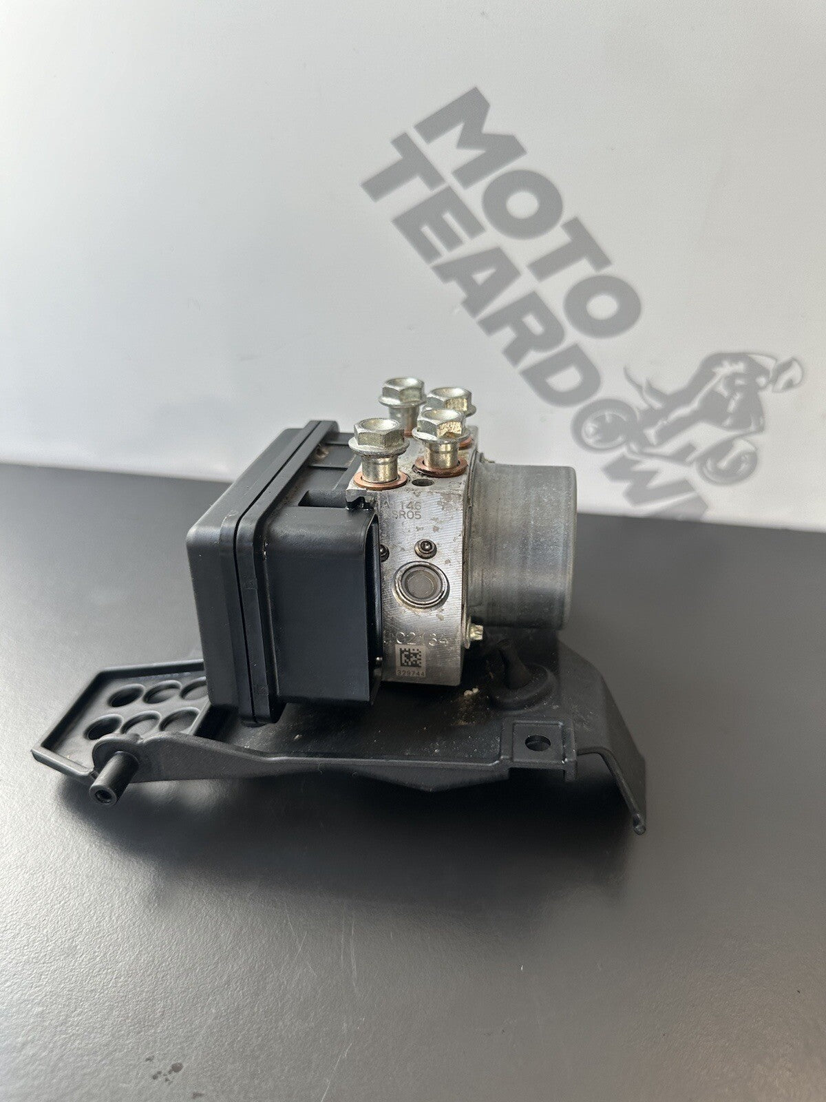 Aprilia Tuono 1100 ABS Pump Modulator V4 Tuono V4 ABS pump 2D000264 OEM 9105 Mi