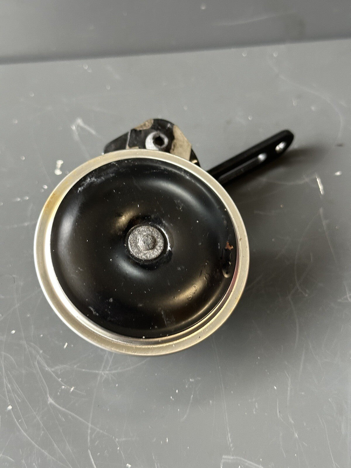 YAMAHA MT-09 SP Horn - B7N8337100 Yamaha MT09SP HORN 2021 - 5101 Miles OEM