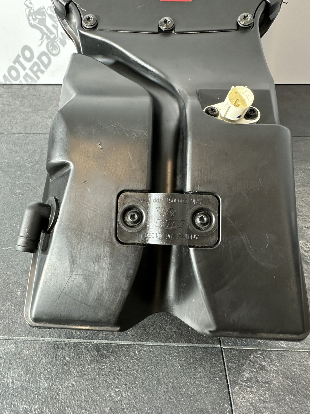 KTM 790 Duke 2020 Airbox Air Box Air Filter Housing 3766 Miles 2018 2019 OEM