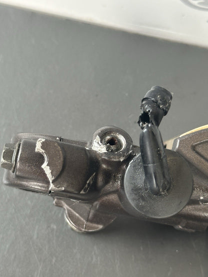 Honda CBR 1000 RR Front brake master cylinder  2004-2005 SPARES/REPAIRS DAMAGED
