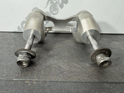 Triumph Street Triple 765 RS 2021 Handlebar Risers Clamp 21650 Miles 2020-2022
