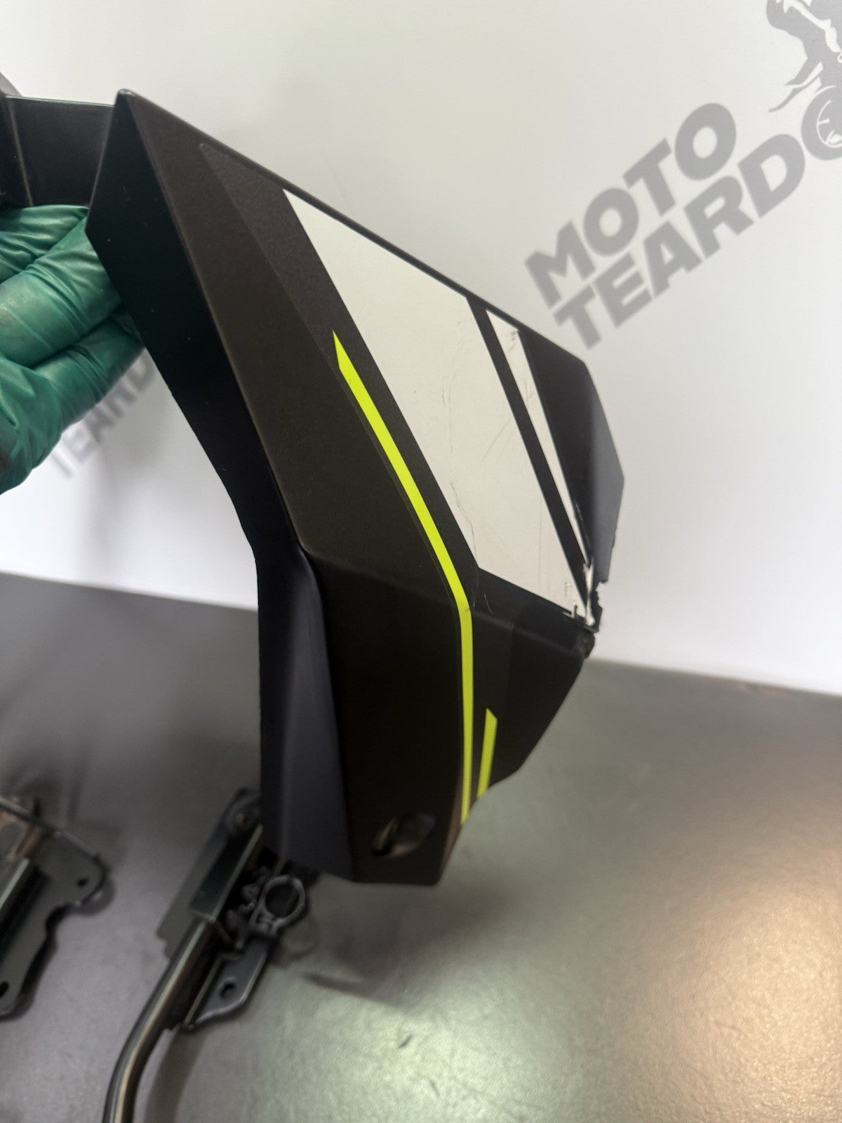 e1fc549e-8481-46c4-b410-e4aa1c8bfc46