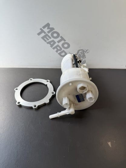 TRIUMPH STREET TRIPLE 675R Fuel Pump Petrol Pump T2401977 17,009 Miles 2008-2011