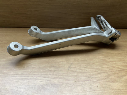 TRIUMPH STREET TRIPLE 765RS R S Left Pillion Footrest Hanger T2081987 2017-2019