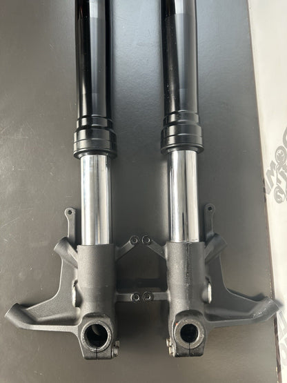 SUZUKI GSXR 600 750 FRONT FORKS L1-L2-L3-L4-L5-L6-L7 2011-2017 STRAIGHT - MARKED