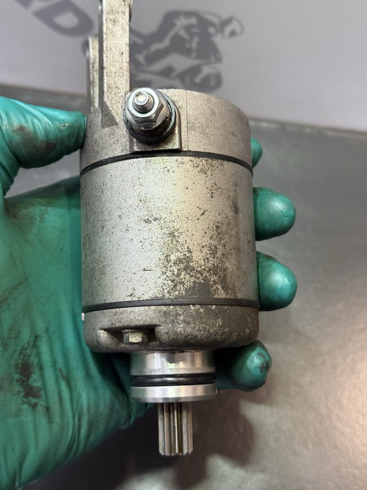 14450771-6e3d-4486-87b0-cf125c0f7293