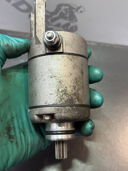 14450771-6e3d-4486-87b0-cf125c0f7293