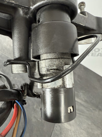 Yamaha YZF R125 R 125 2014 Lockset Ignition ECU Key Yoke 26983 Miles 2008-2018
