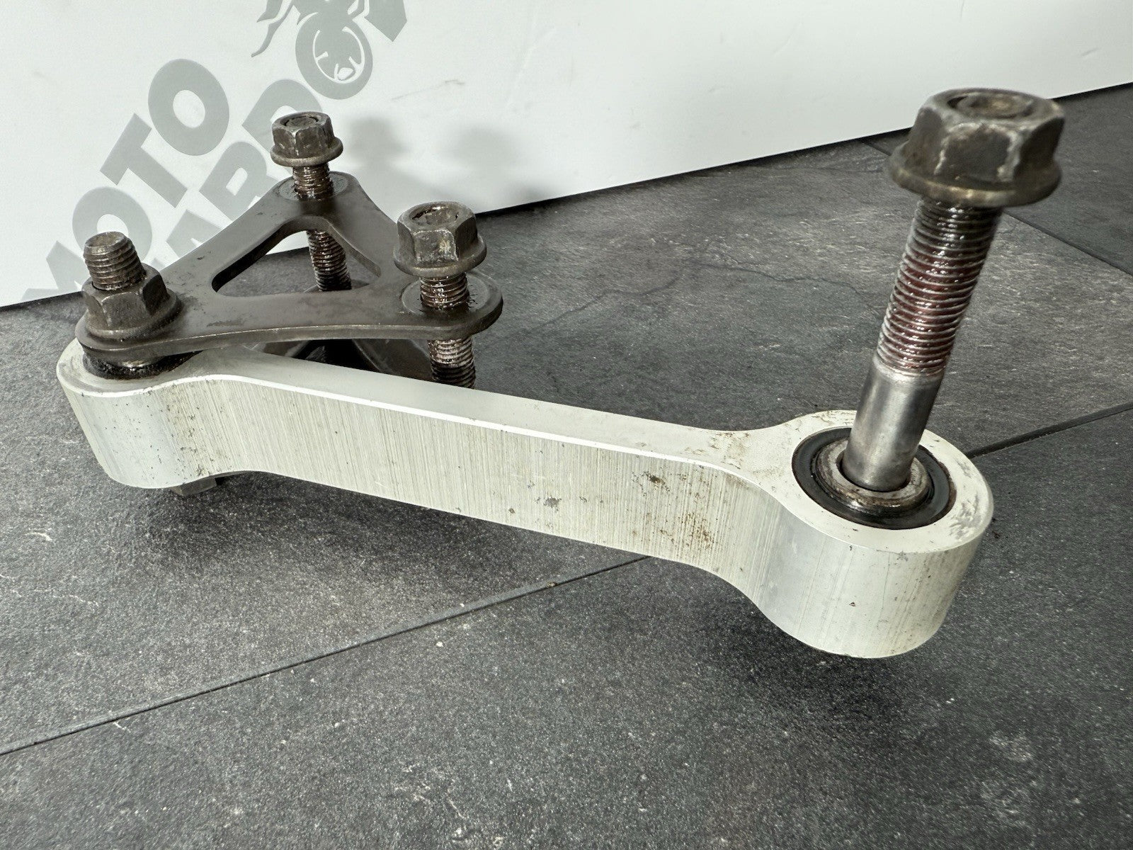 4c4a933f-8af0-401e-99a3-d0852daa5d23