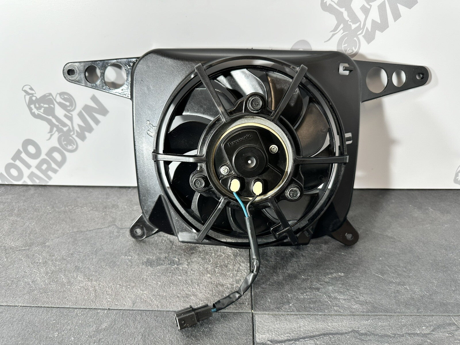 Triumph Street Triple 765 RS 2018 Radiator Cooling Fan 15244 Miles 2017-2020 OEM