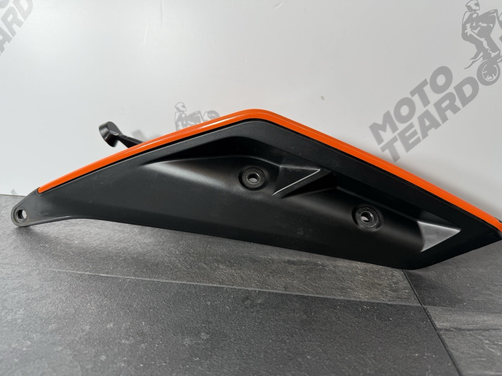 ada9083c-12f0-41c4-a9ed-ae014536d69c