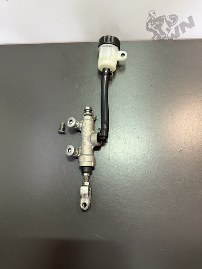 de1e4ca6-7174-4161-b529-6c20aefee9ae