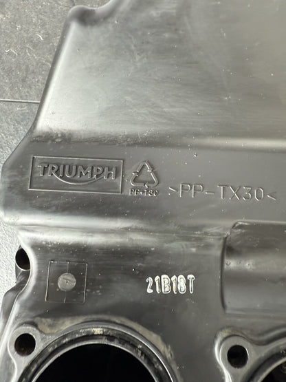 Triumph Street Triple 765 RS 2021 Airbox Filter Housing 21650 Miles 2020-2022