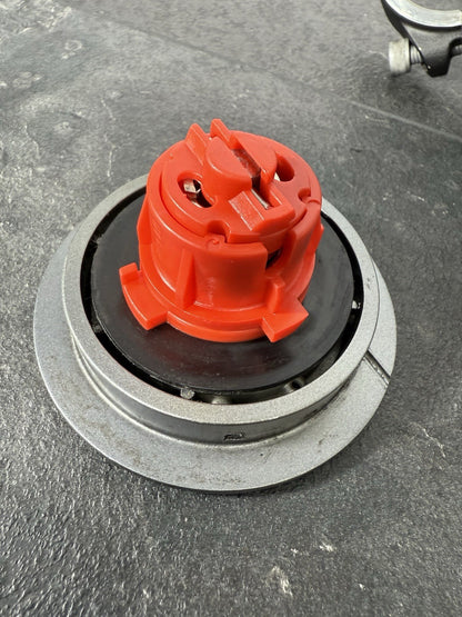 Yamaha YZF R125 R 125 2014 Lockset Ignition ECU Key Yoke 26983 Miles 2008-2018