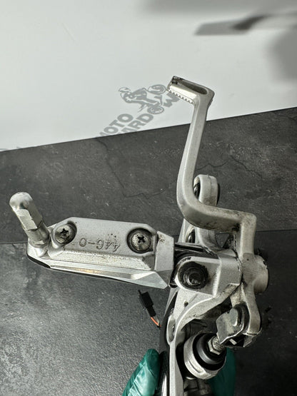 Suzuki GSXR 1300 2016 HAYABUSA Right Rearset Footrest Rear Brake 18408 Miles OEM