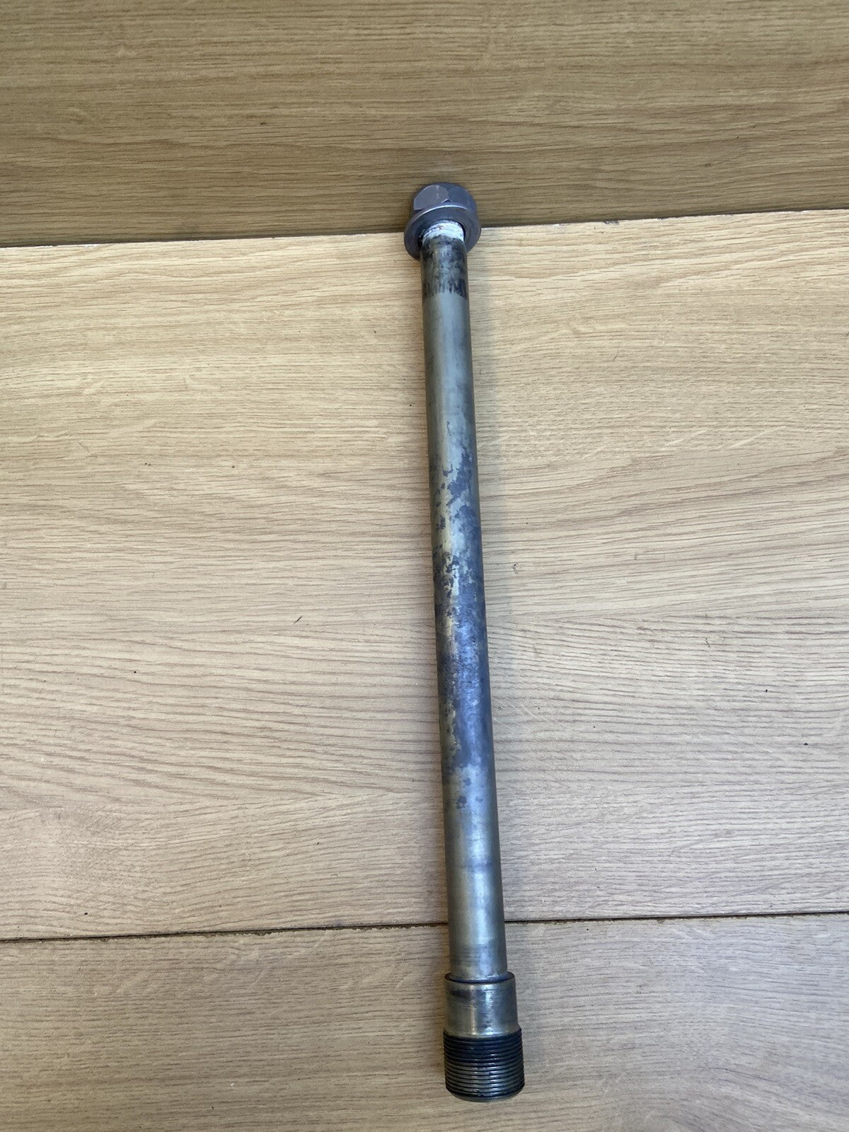 BMW S1000R 2015 swingarm arm spindle pivot axle Swing Arm Spindle S1000R Spindle