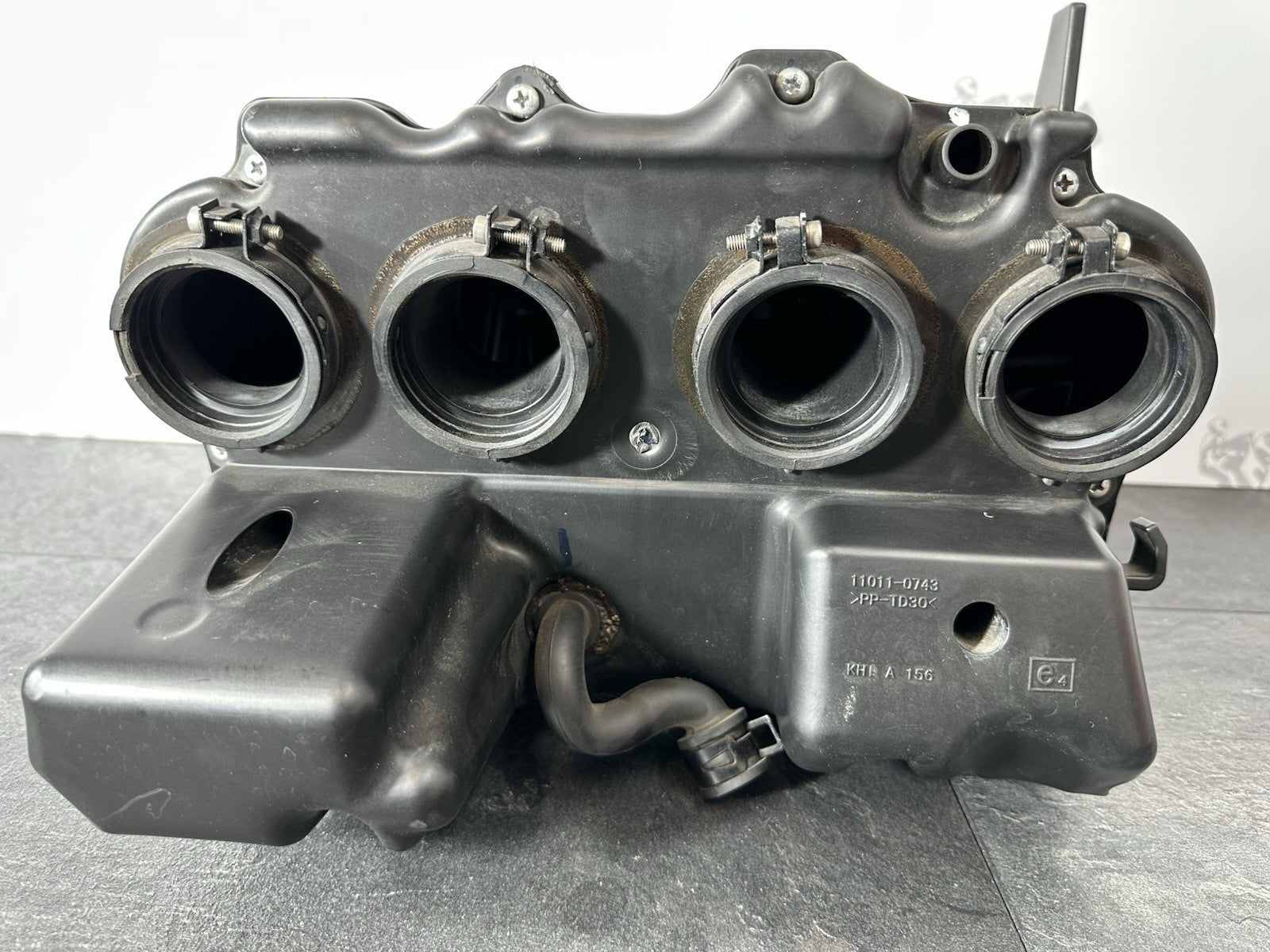 Kawasaki Z800 ABS 2016 Airbox & Filter 12691 Miles 2013-2018 OEM ZR800