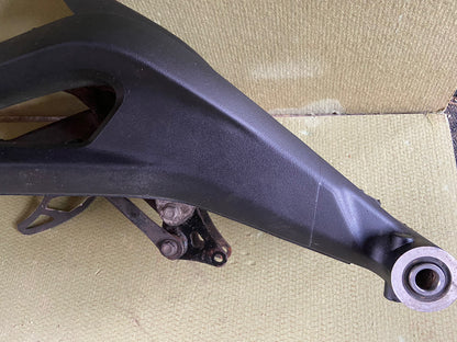 TRIUMPH STREET TRIPLE 765 RS R S  REAR SWING  ARM T2055605 2017-2019 Swinging