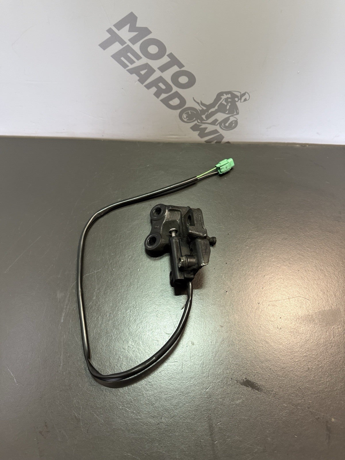 2b3c4084-8249-4ecf-a4c3-59a5b8563039