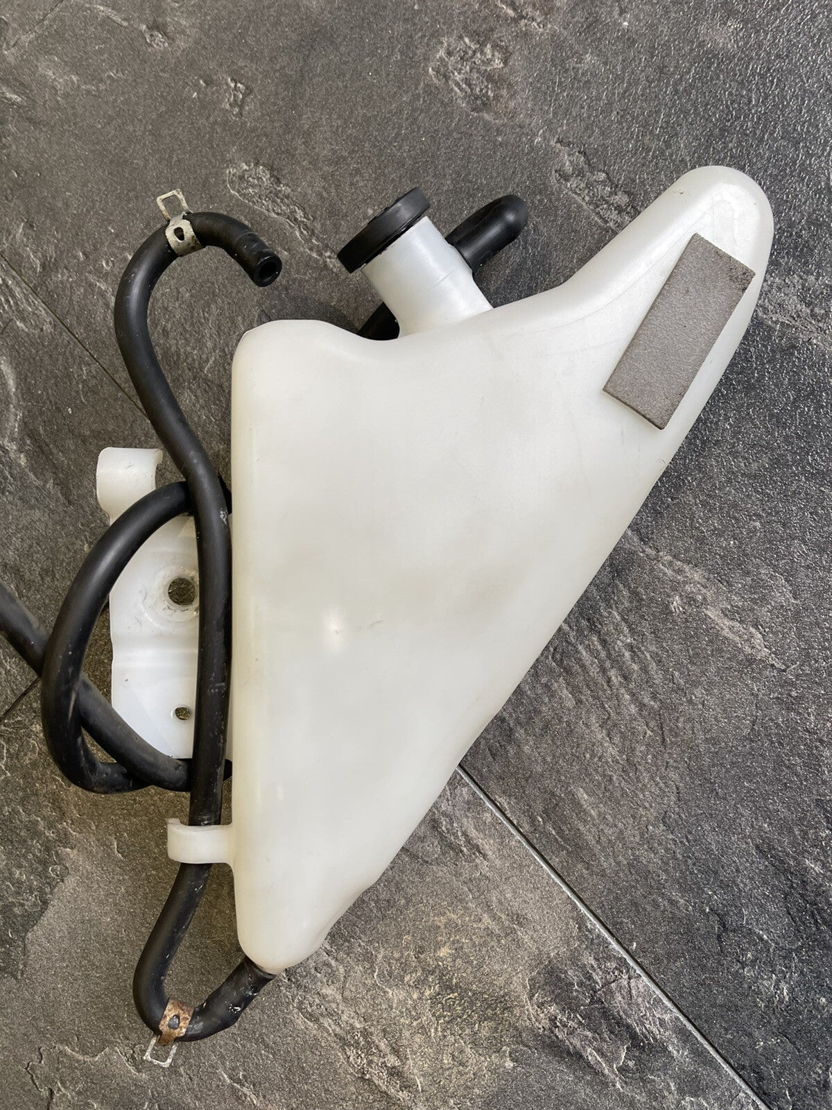 Suzuki GSXR 750 2013 L3 Coolant Expansion Bottle GSXR 600 2011-2018 L1-L8 OEM
