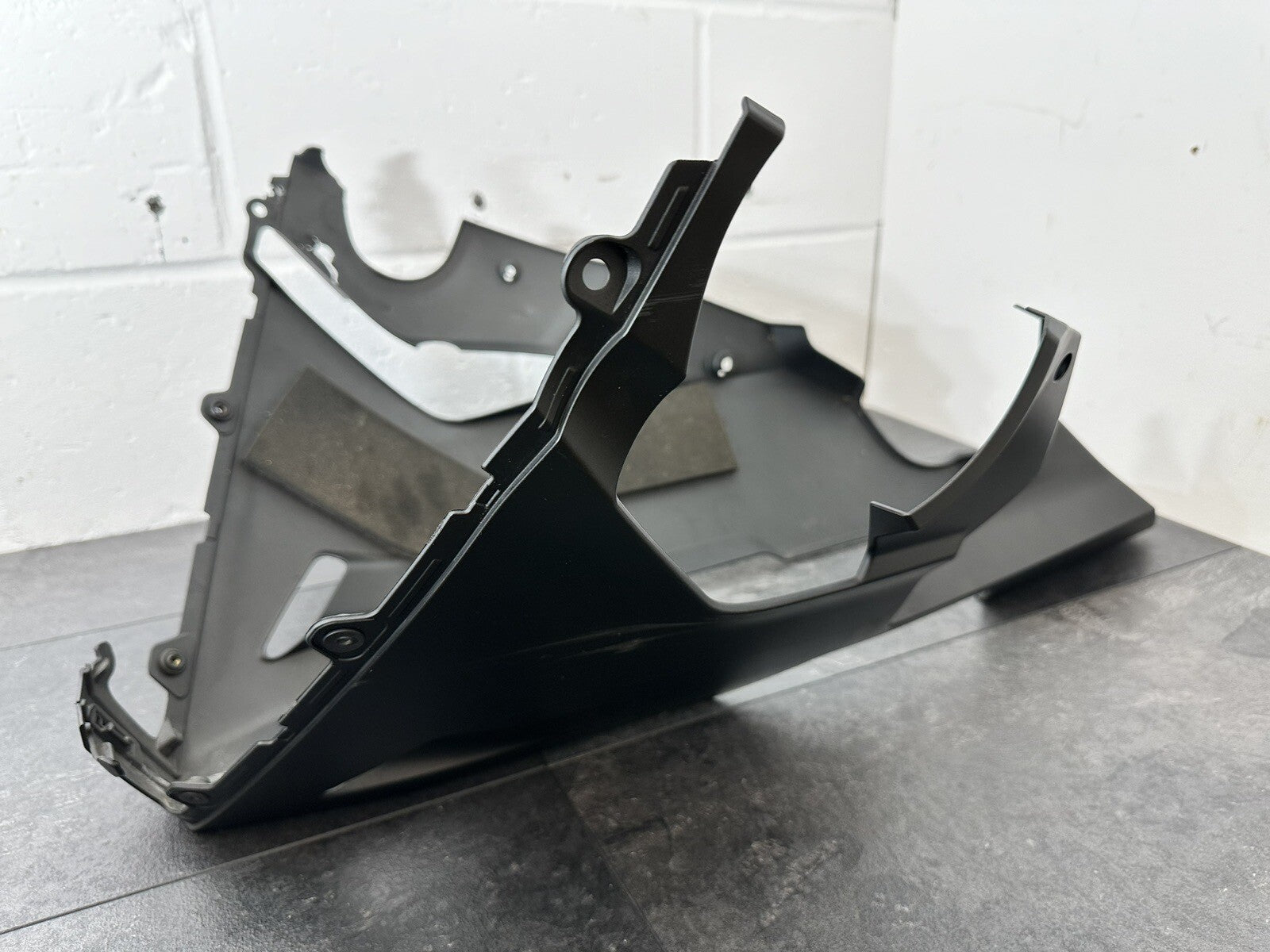 Honda Fireblade CBR1000RR 2019 Belly Pan Fairing *DAMAGED* 2017 2018 OEM 4000m