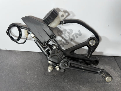 a059d9f6-9aad-400a-b3c6-9086c463aed0