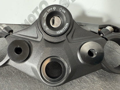 9fd4630c-a0a4-4319-a6ad-7c322aff6a7a