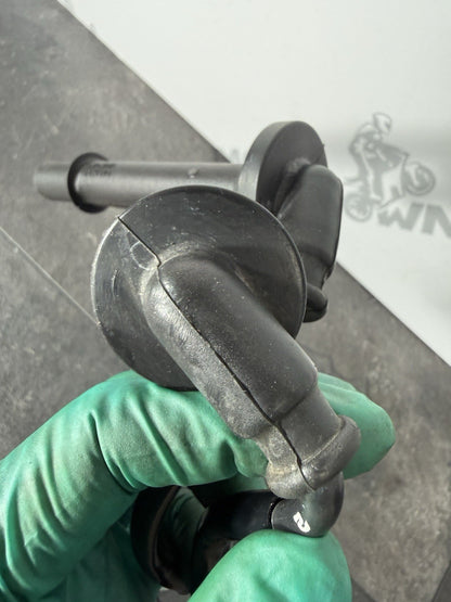 32343266-b7d3-40ac-8f64-a45f28e6d081