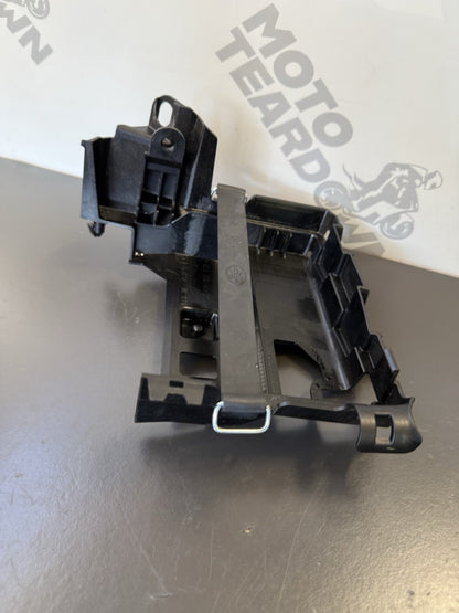 e90bf6b6-ce37-4fe8-a46e-eb1994445e2d