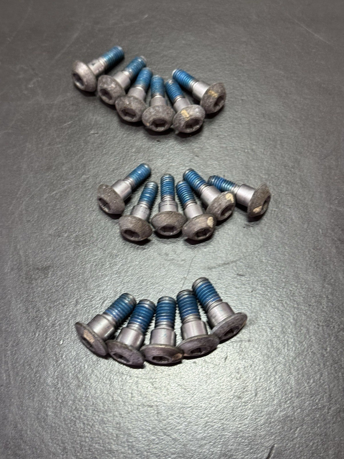 b80cebe9-ac75-4664-9fd9-39b83efc1f07