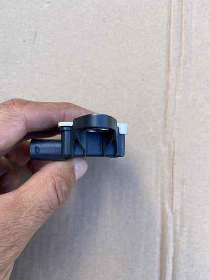 BMW S1000RR  speed sensor Bosch Sensor S1000RR generation 3 Speed Sensor BOSCH