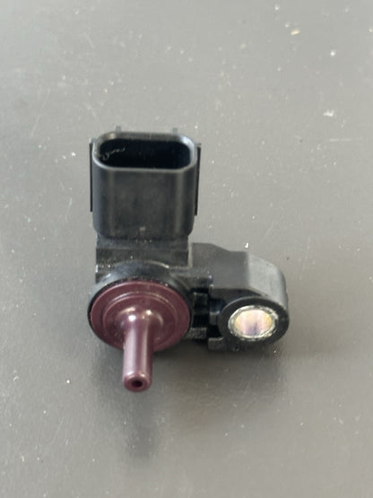 TRIUMPH Street Triple 765R 765RS Air Pressure Sensor 2017-2019  Air Box Sensor