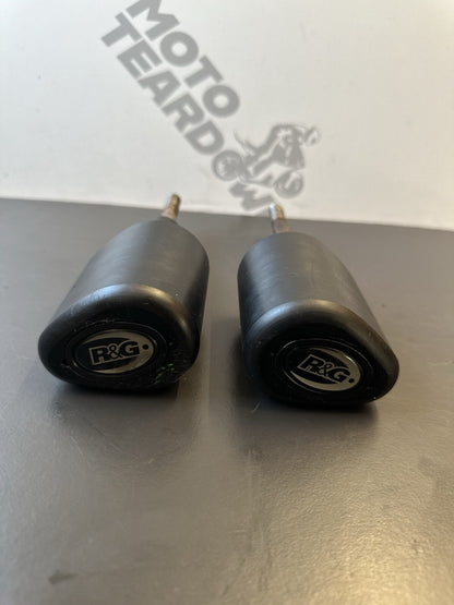 Yamaha MT-03 Yamaha MT03 R&G racing aero style crash protectors bungs 2020