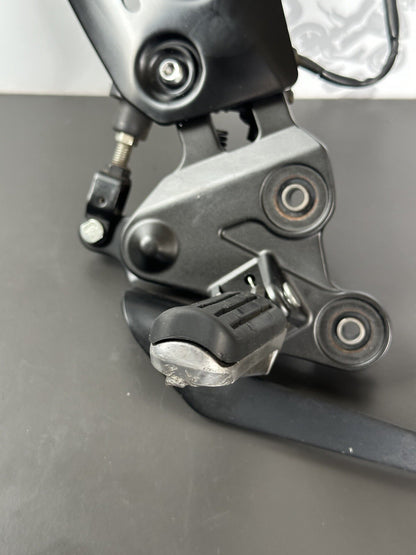 Yamaha MT-07 MT07 ABS 2022 Right riders footrest assembly Right Foot Rest PEM