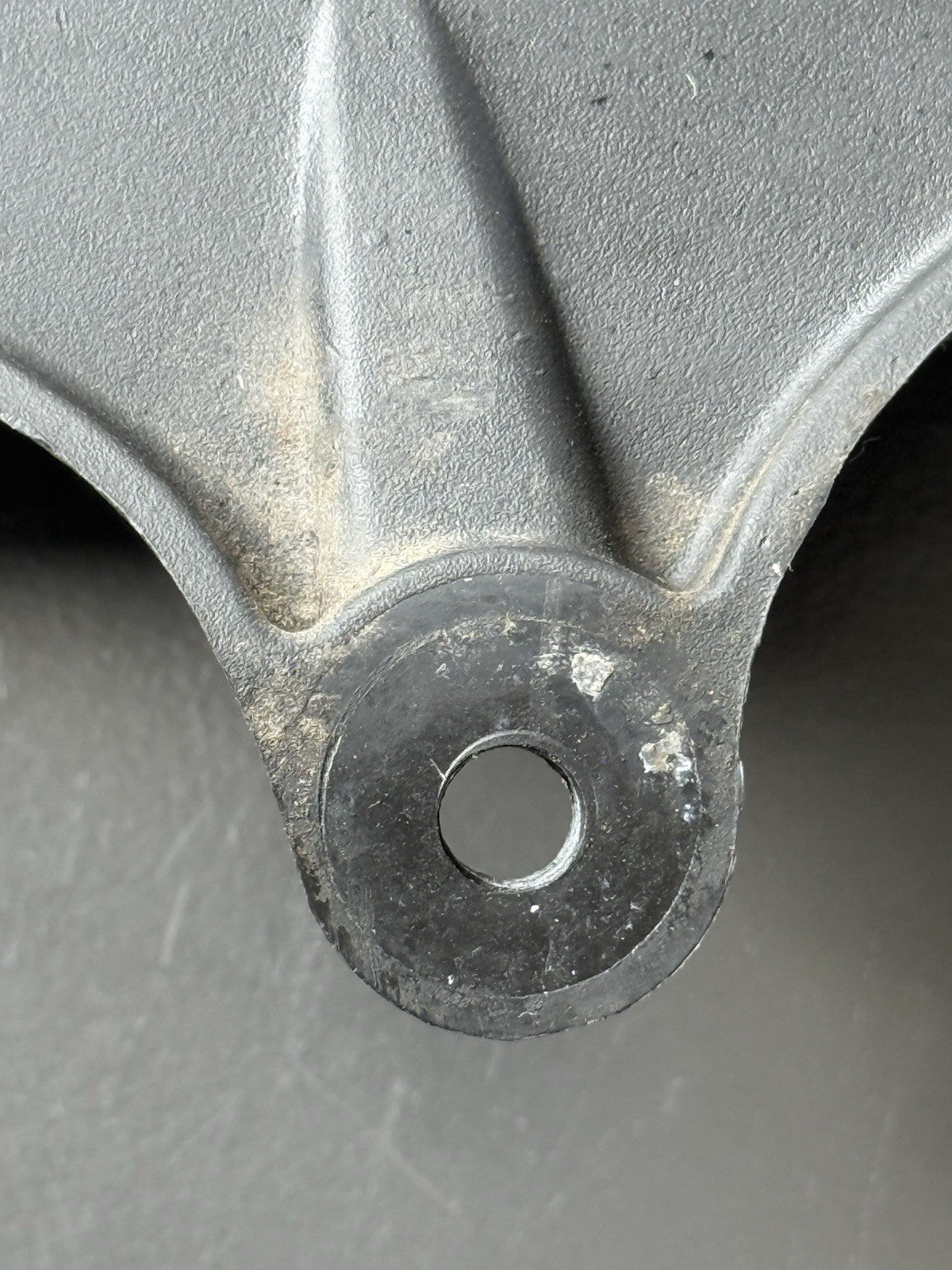 TRIUMPH STREET TRIPLE 675R 675 CHAIN GUARD 675R Chain Guard T2050400 2007-2011