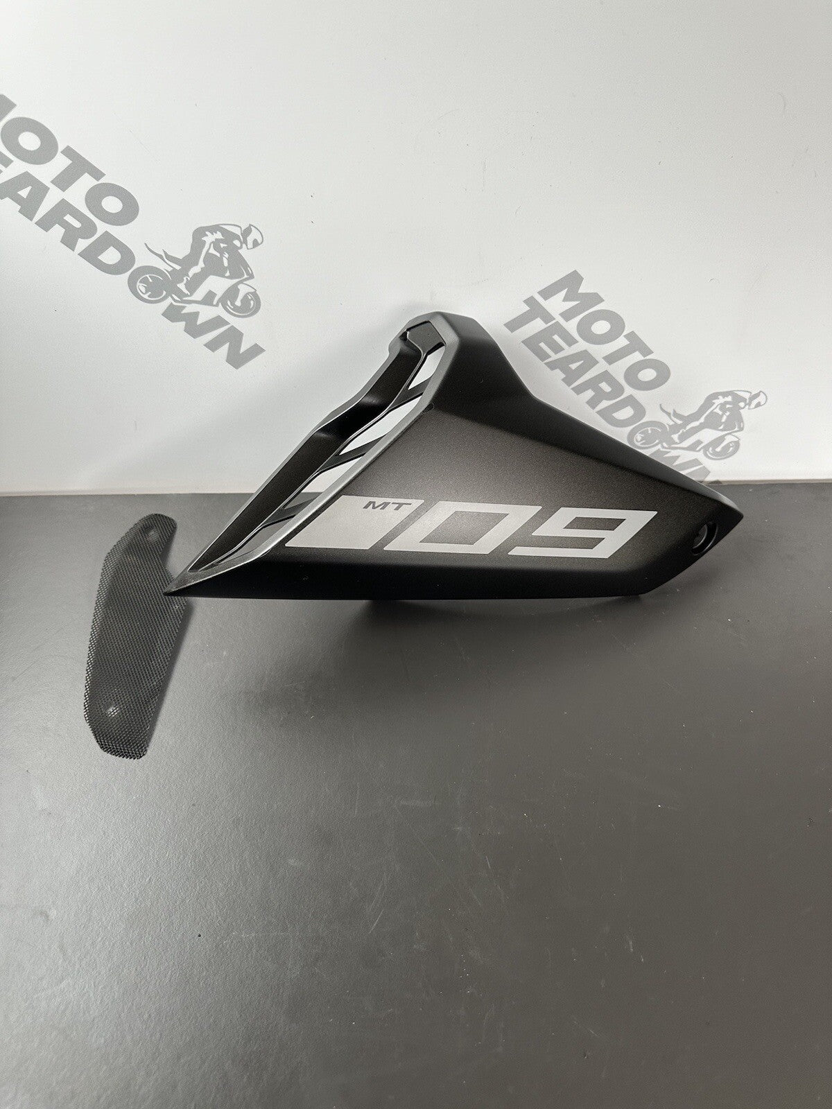 Yamaha MT-09 2017 - 2020 Air Input Left Fairing BS2-2137W-00 MT09 Left Fairing