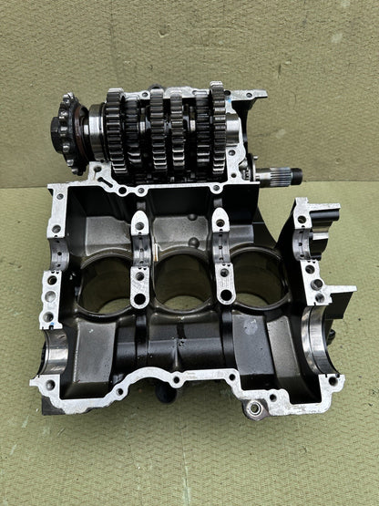 TRIUMPH 675 R DAYTONA GEAR BOX ASSEMBLY  Top Engine Case 2011 675R Gear Assembly