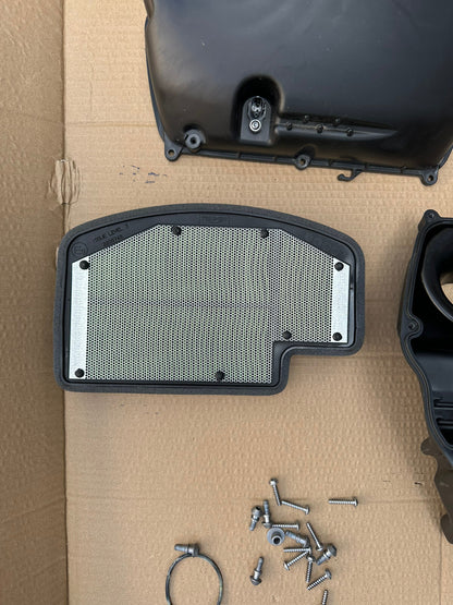 TRIUMPH SPEED TRIPLE 1200 RR 2022 Airbox Triumph Speed Triple 1200 RR Air Box