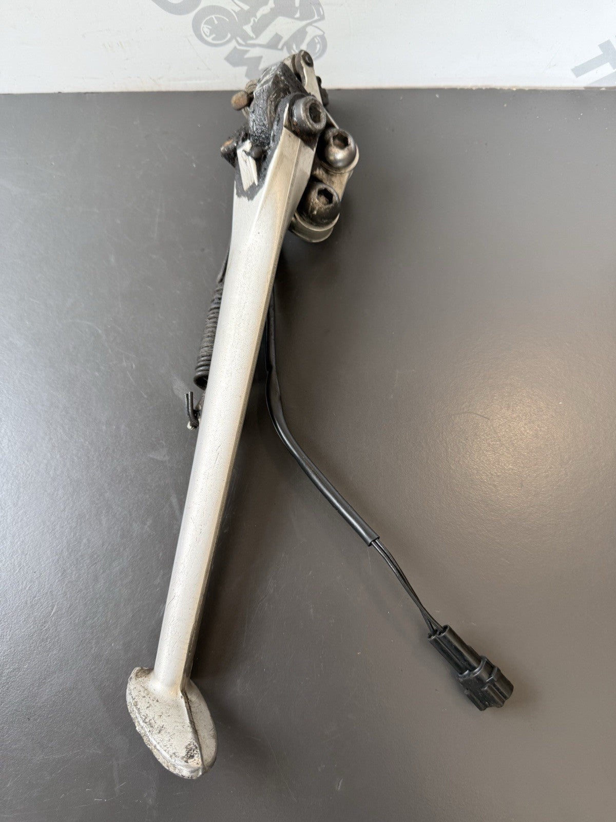 TRIUMPH STREET TRIPLE 675R Kick Stand Side Stand 2013-2016 675R Side Stand Kick