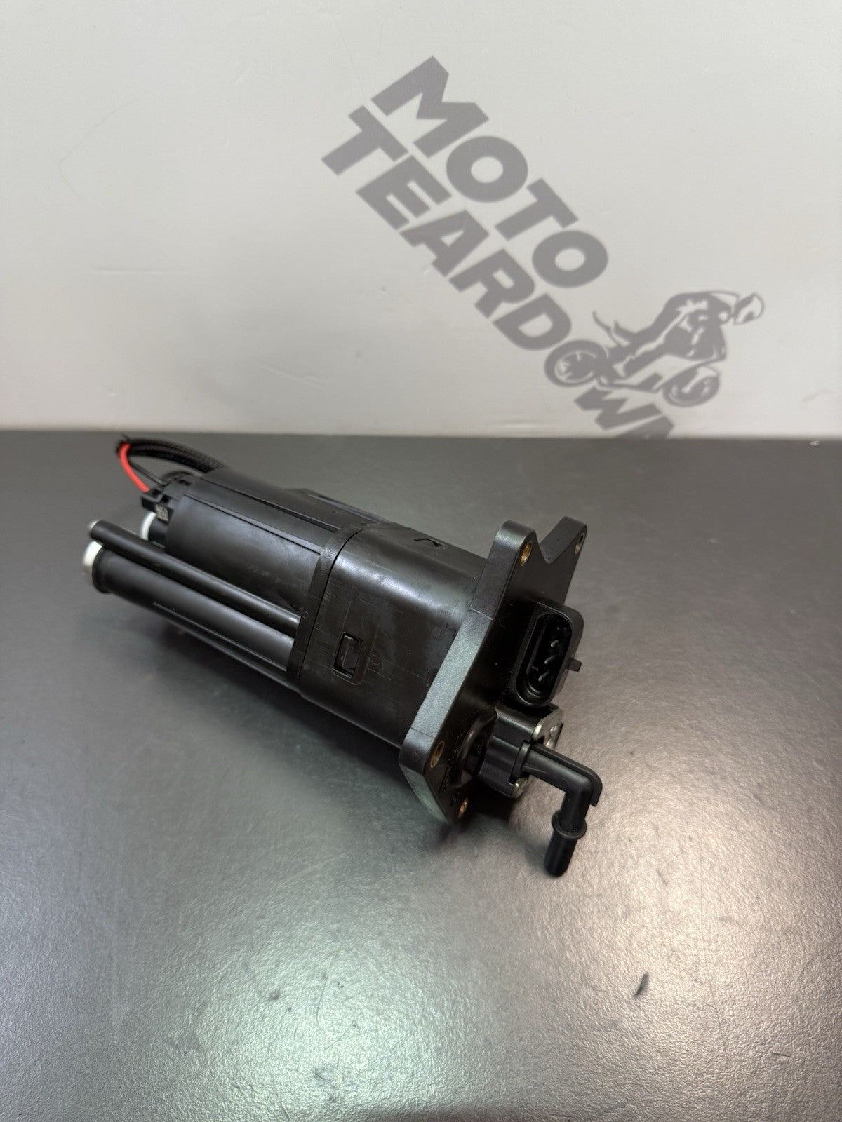 a6f93ffc-b200-4ac7-957f-5646e6d5d6d4