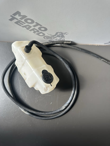 TRIUMPH STREET TRIPLE 675 675R COOLANT BOTTLE Radiator Coolant Bottle T2102200