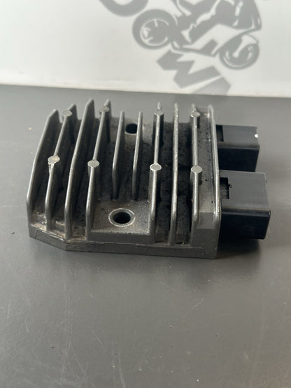 Regulator Rectifier Honda CBR 1000 RR Fireblade 2008 - 2011 13,752 Miles