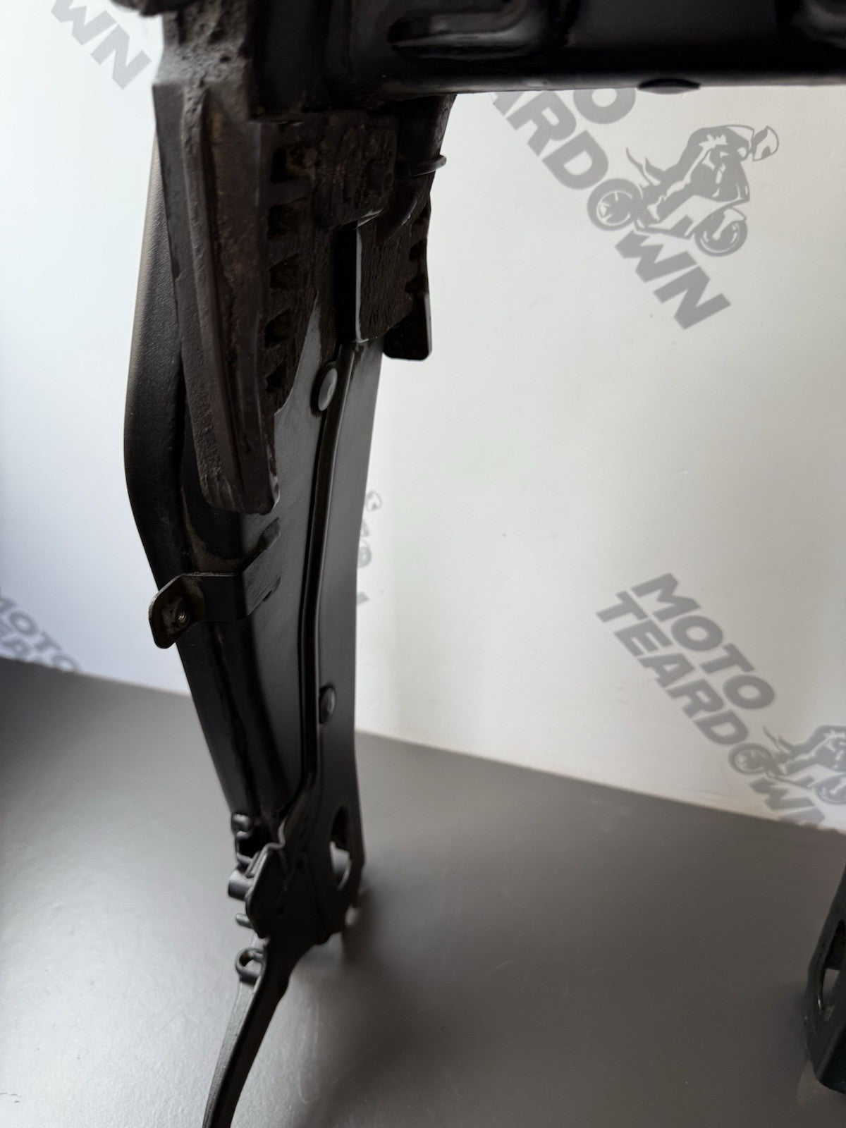 TRIUMPH TRIDENT 660 Swing Arm Rear Swingarm 660 Swinging Arm 2021-2024 T2051555