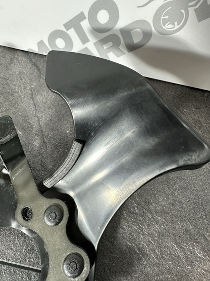 Yamaha R7 690 2024 Lower Yoke Splash Guard Infill Only 1784 Miles 2022 2023 OEM