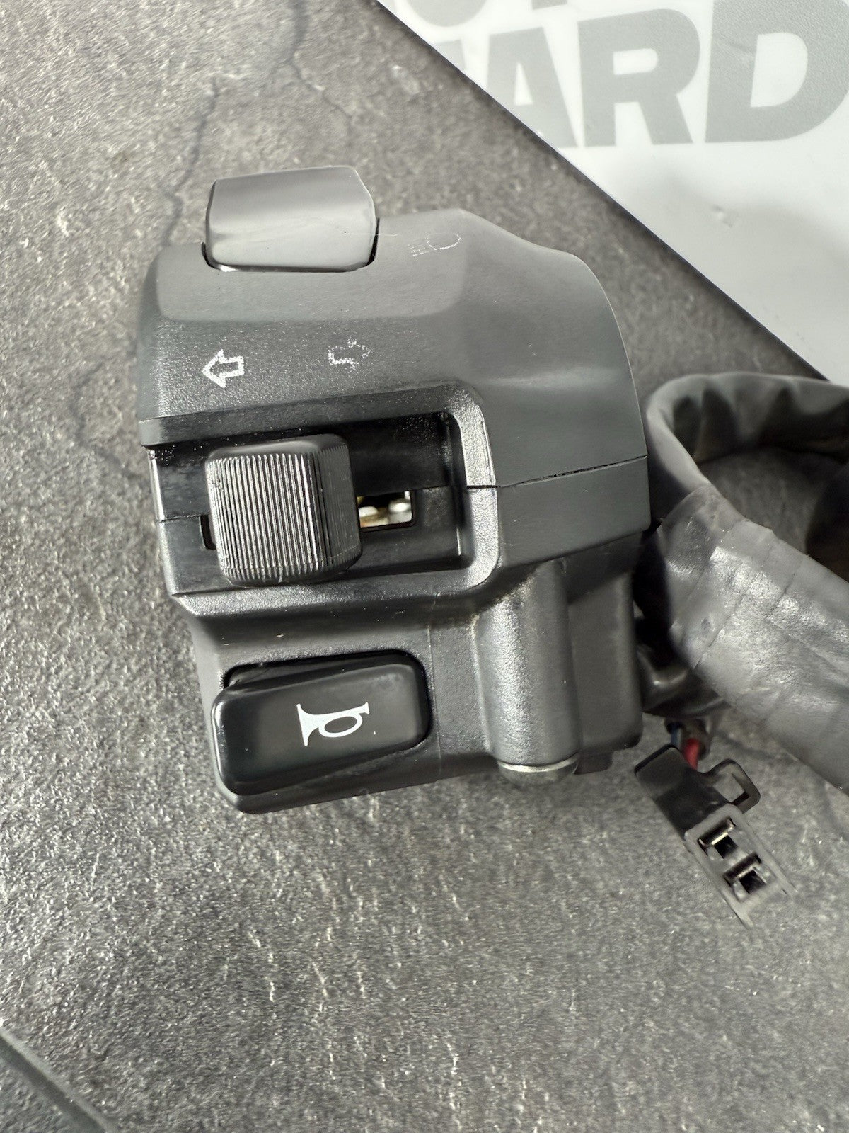 Yamaha YZF R125 R 125 2014 Left Switchgear Switches 26983 Miles 2008-2018 OEM