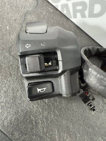Yamaha YZF R125 R 125 2014 Left Switchgear Switches 26983 Miles 2008-2018 OEM