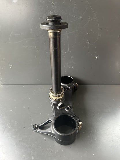 KTM 790 DUKE  Bottom Yoke Bottom Clamp, Lower Yoke Lower Clamp - 64101031032 OEM