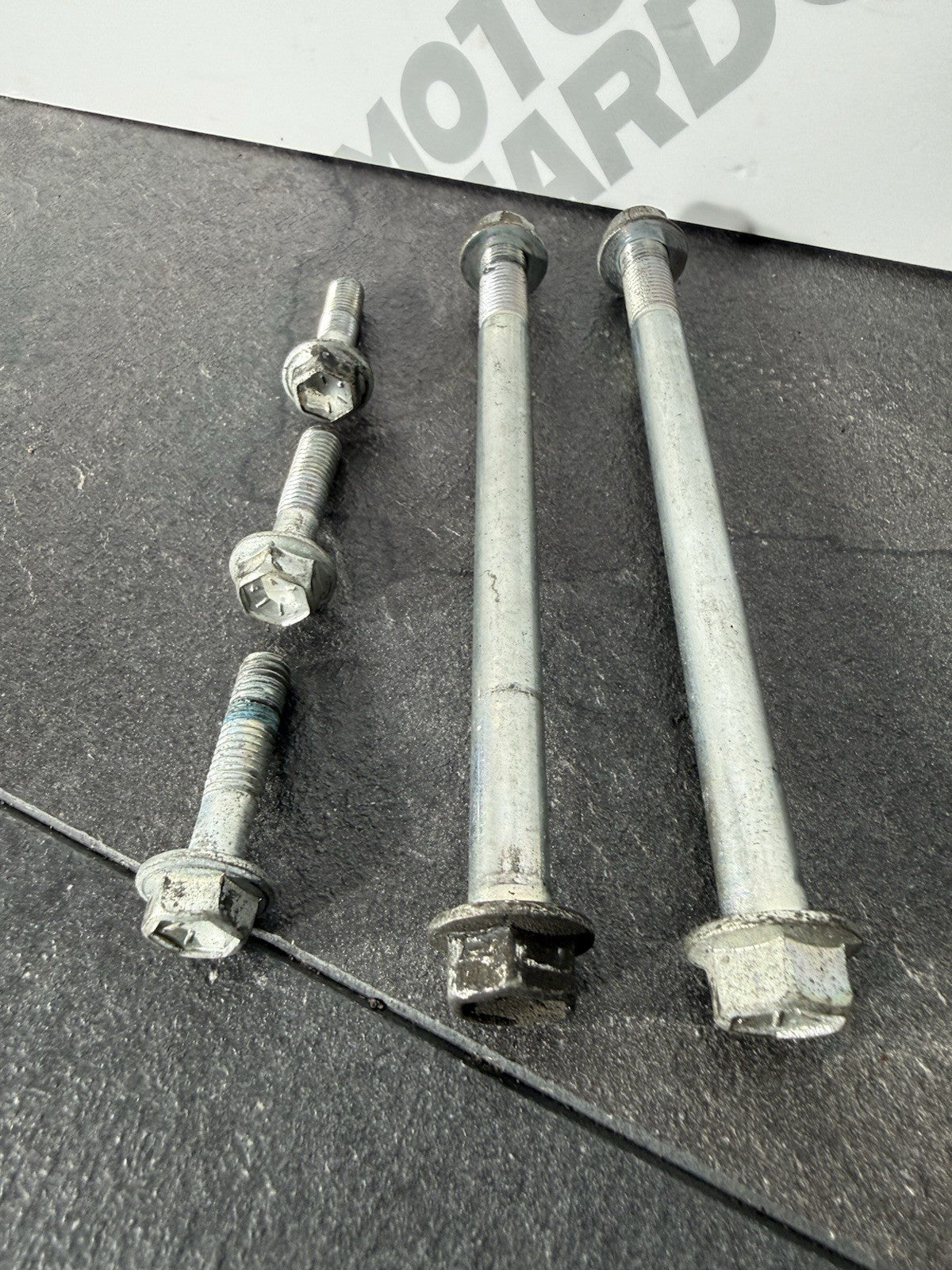 0b8e01bc-e73f-436d-ad7c-11191cc5a843