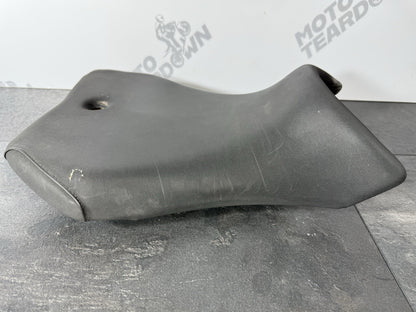 Yamaha YZF R125 R 125 2014 Seat Riders Seat *DAMAGED* 26983 Miles 2008-2018 OEM